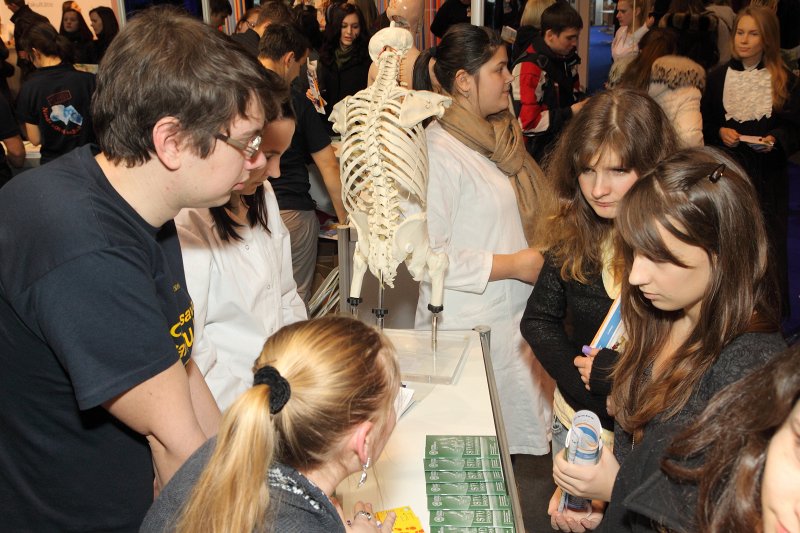 Latvijas Universitāte piedalās 17. starptautiskajā izglītības izstādē 'Skola 2011' Starptautiskajā izstāžu centrā Ķīpsalā. Medicīnas_fakultāte