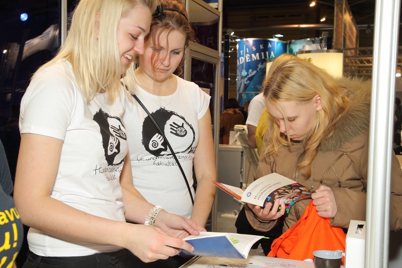 Latvijas Universitāte piedalās 17. starptautiskajā izglītības izstādē 'Skola 2011' Starptautiskajā izstāžu centrā Ķīpsalā. Humanitāro_zinātņu_fakultāte