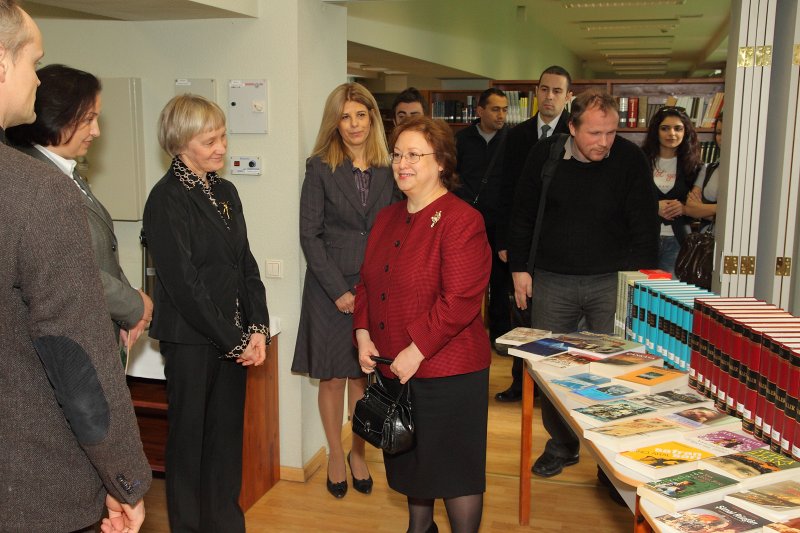 Turcijas Republikas vēstniecības grāmatu dāvinājuma pasniegšanas pasākums LU Bibliotēkas Humanitāro zinātņu bibliotēkā. null