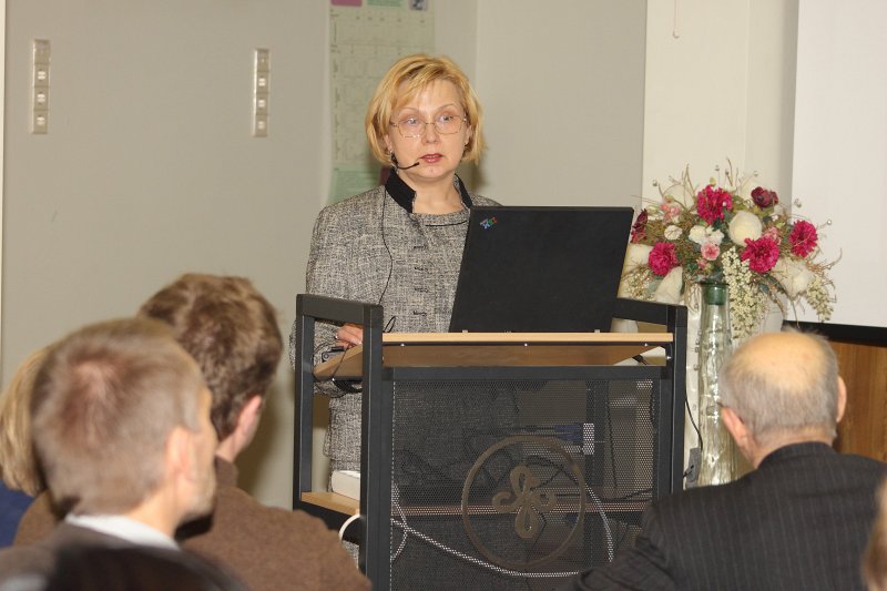 Konference 'Funkcionālie materiāli un nanotehnoloģijas'. Konferences atklāšana. Maija Bundule, Latvijas Zinātņu akadēmijas Eiropas programmu centra vadītāja.