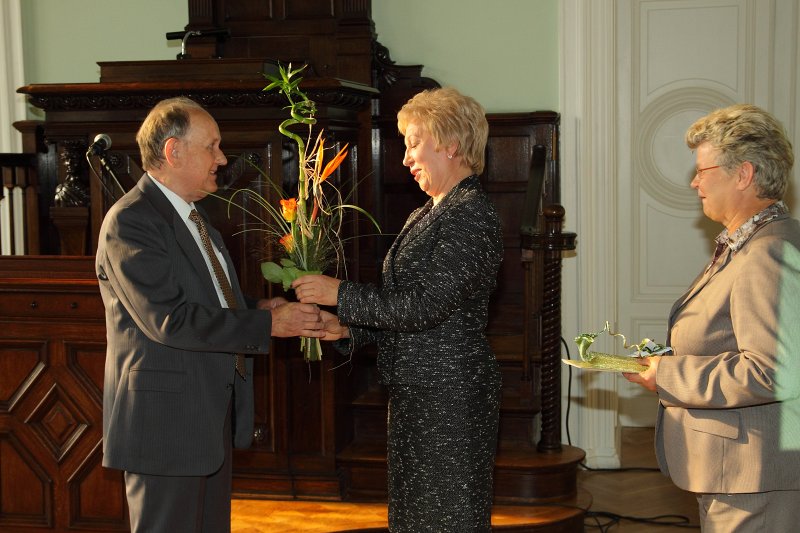 Dr. habil. oec. Oļģerta Krastiņa 80 gadu jubilejas svinības. null