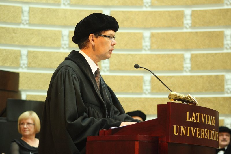 Latvijas Universitātes 92. gadadienai veltīta LU Senāta svinīgā sēde. LU Senāta priekšsēdētājs prof. Māris Kļaviņš.