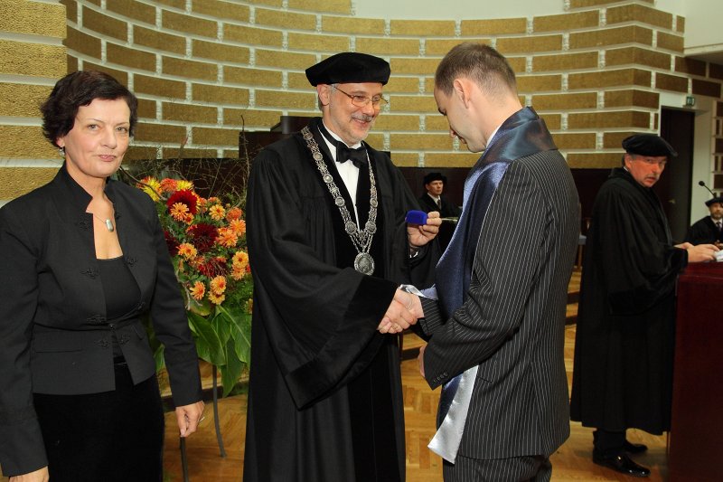 Latvijas Universitātes 92. gadadienai veltīta LU Senāta svinīgā sēde. LU doktoru promocijas ceremonija. null