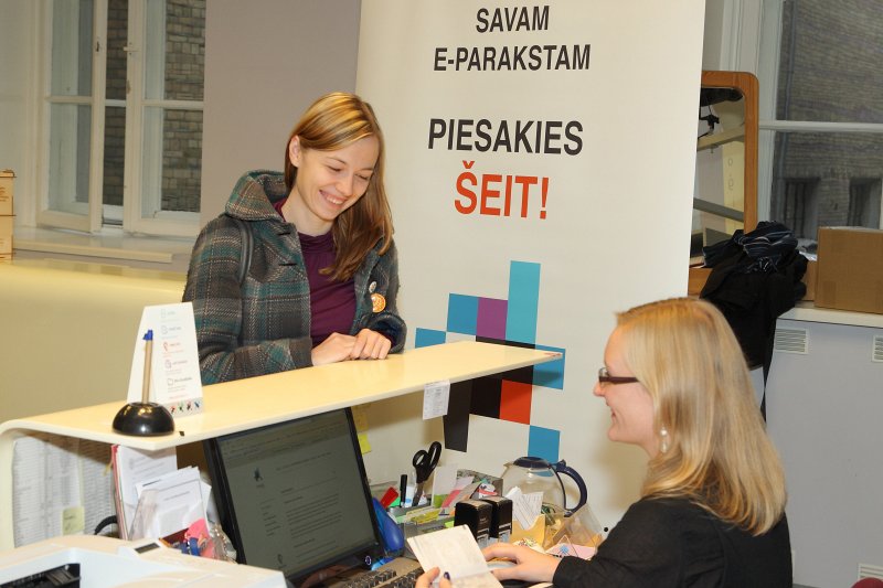 Virtuālā e-paraksta klientu apkalpošanas centra atklāšana Latvijas Universitātes Studentu servisā. null