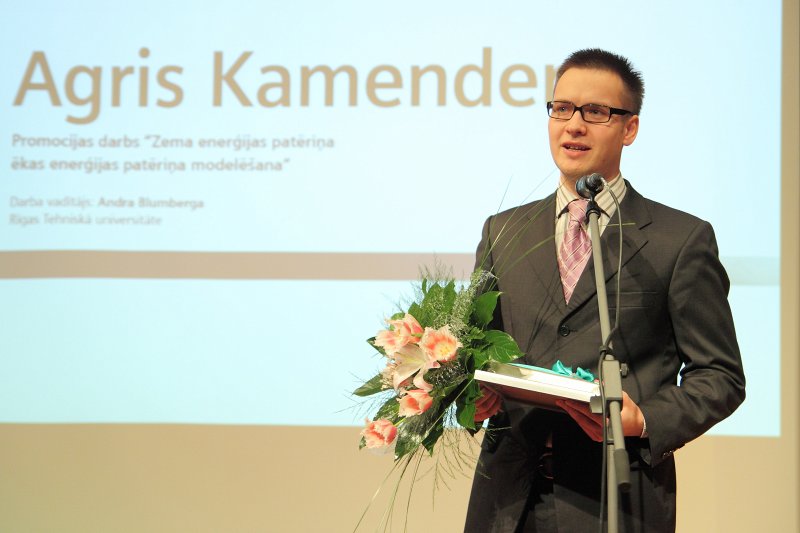 Vernera fon Sīmensa Izcilības balvu (Werner von Siemens Excellence Award) pasniegšanas ceremonija (Rīgas Tehniskajā universitātē). Vernera fon Sīmensa Izcilības balvas saņēmējs
Agris Kamenders.