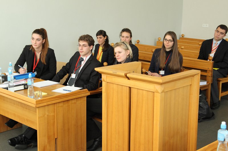 'Jessup International Moot Court Competition' tiesu izspēles Baltijas kausa izcīņa Latvijas Universitātes Juridiskajā fakultātē. Luksemburgas Universitātes komanda.