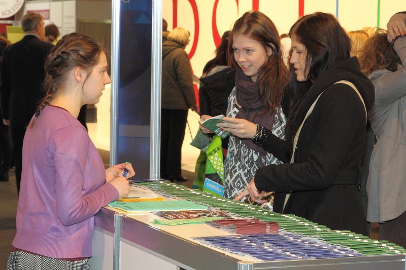 Latvijas Universitāte piedalās 18. starptautiskajā izglītības izstādē 'Skola 2012' Starptautiskajā izstāžu centrā Ķīpsalā. null