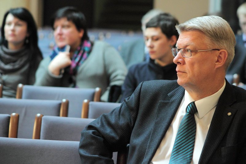Konference «Latvijas pilsonība 21.gadsimtā». Zatlera Reformu partijas priekšsēdētājs, Saeimas deputāts Valdis Zatlers.