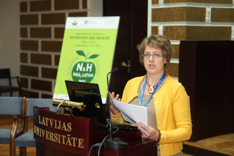 Starptautiska konference «Uzturs un veselība» («Nutrition and Health»). Trudy Wijnhoven (World Health Organization).