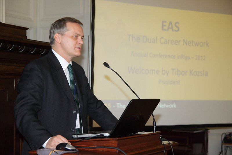 9. gadskārtējā EAS (European Athlete as Student network) konference «Dual Career - East meets West». Tibors Kozla (Tibor  Kozsla) (Ungārija), EAS prezidents.