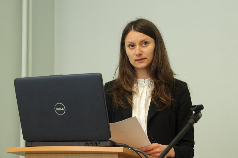 Projekta «Centrālbaltijas Darba Prāmis» interneta platformas prezentācija. Denīze Ponomarjova, projekta «Centrālbaltijas darba prāmis» pētniece.