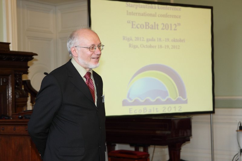 17. starptautiskā konference «EcoBalt 2012». Arturs Vīksna, Latvijas Universitātes Ķīmijas fakultātes profesors.