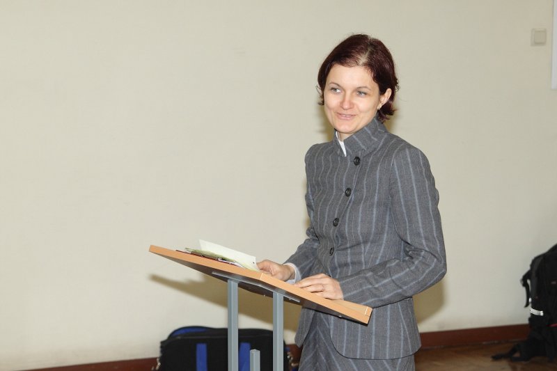 Latvijas Universitātes Biznesa inkubatora atklāšana LU Ekonomikas un vadības fakultātē. Ekonomikas ministra padomniece Ilona Platonova.