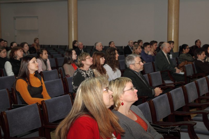 Latvijas Universitātes 71. konference. Plenārsēde «2012. gada Nobela prēmijas literatūrā, medicīnā, fizikā un mēs». null
