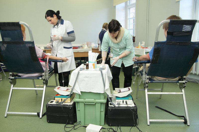 Akcija «Lieldienu donors 2013», ko rīko Latvijas Studentu vortāls «StudentNet» sadarbībā ar Valsts asinsdonoru centru un Latvijas Universitāti. null