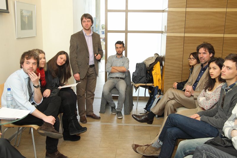 Latvijas Universitātes Eiropas Studiju maģistra programmas studentu tikšanās ar studentiem no Stenforda universitātes Berlīnē («Eiropas Savienības mājā»). null