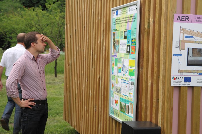 Testa stendu energoefektivitātes monitoringa projekta prezentācija
Latvijas Universitātes Botāniskā dārza teritorijā. null
