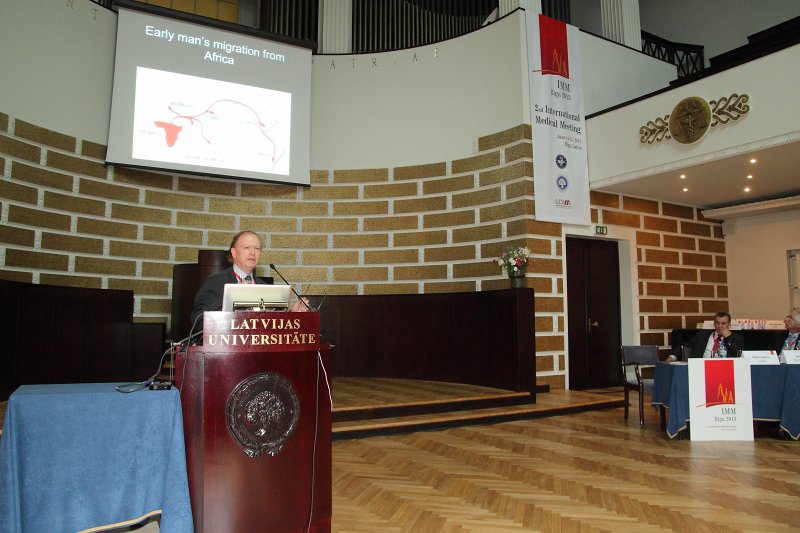 2. starptautiskā medicīnas konference «IMM-Riga 2012» un 17. Latvijas Dermatovenerologu kongress. Roderick J. Hay.