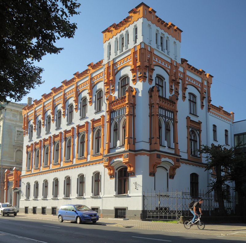 Latvijas Universitātes Bibliotēkas ēka Kalpaka bulvārī 4. null