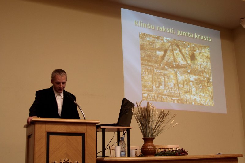 K. Barona konference 2013 «Folklora viņpus mutvārdiem» Latvijas Zinātņu akadēmijā. null