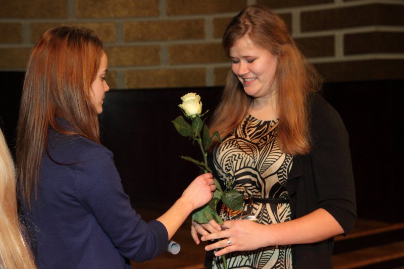 Latvijas Universitātes Studentu padomes (LU SP) Gada balvas 2013 pasniegšanas ceremonija. LU SP Gada balva nominācijā 'Gada FSP labāk organizētais pasākums' Ķīmijas fakultātē fakultātē
tiek piešķirta par Ķīmiķu dienu 2013 organizēšanu.