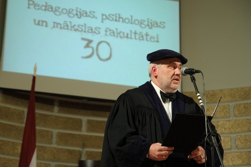 Latvijas Universitātes Pedagoģijas, psiholoģijas un mākslas fakultātes 30 gadu jubilejas svinības. LU PPMF dekāna prof. Andra Grīnfelda uzruna.