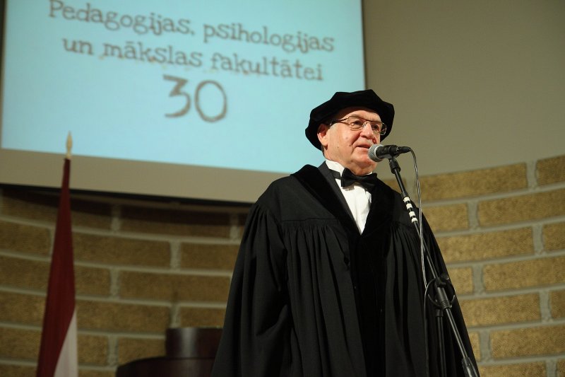 Latvijas Universitātes Pedagoģijas, psiholoģijas un mākslas fakultātes 30 gadu jubilejas svinības. LU mācību prorektora, LU PPMF (PPF) dekāna (1998.-2011.) prof. Andra Kangro uzruna.