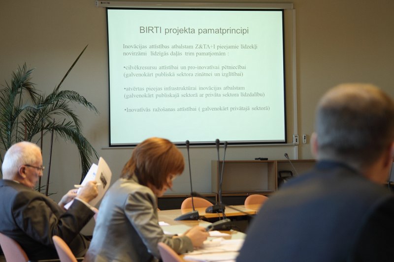 LR Saeimas Tautsaimniecības, agrārās, vides un reģionālās politikas komisijas Inovāciju un zinātnes apakškomisijas sēde, kurā skata BIRTI (Baltijas Inovatīvo pētījumu un tehnoloģiju infrastruktūras) projekta attīstības gaitu. null