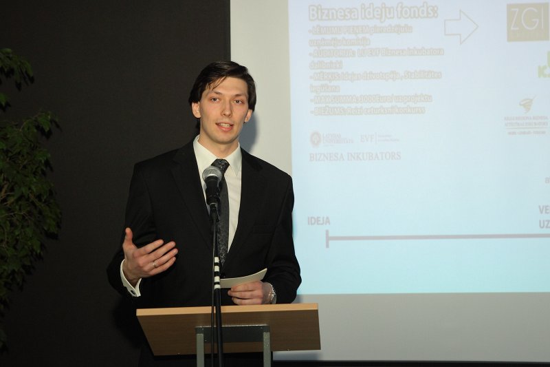 Latvijas Universitātes Ekonomikas un vadības fakultātes Biznesa inkubatora Biznesa ideju fonda prezentācija. Biznesa inkubatora vadītājs Mikus Losāns.