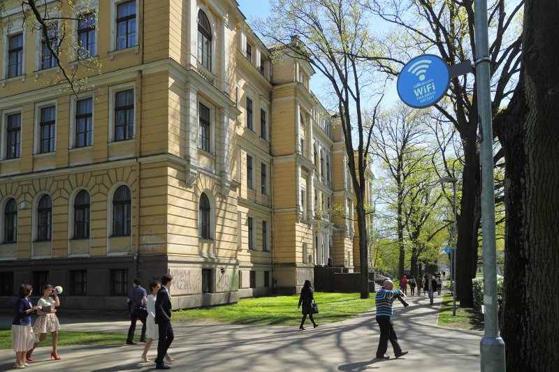 Latvijas Universitātes Bioloģijas fakultātes ēka. null