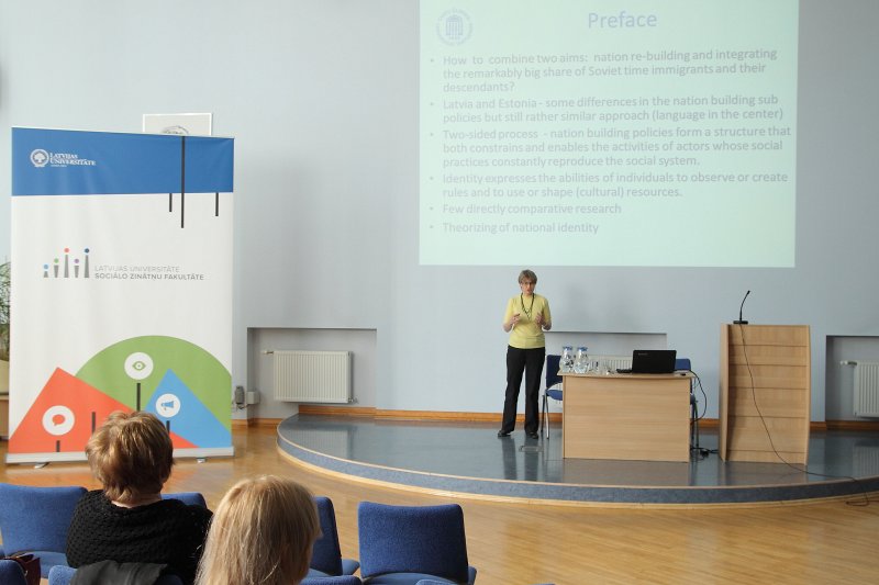 Starptautiskā zinātniskā konference «Nacionālā identitāte mainīgā sabiedrībā». Tartu Universitātes profesore Trīna Vihalema (Triin Vihalemm).
