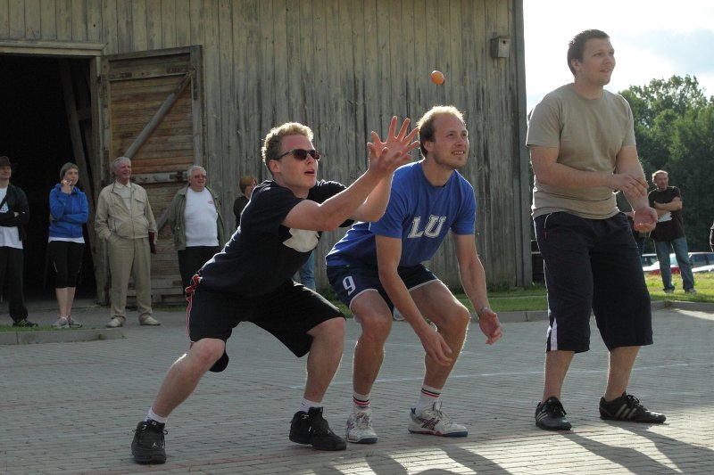 Latvijas Universitātes darbinieku sporta spēles 2014 'Ratniekos'. null