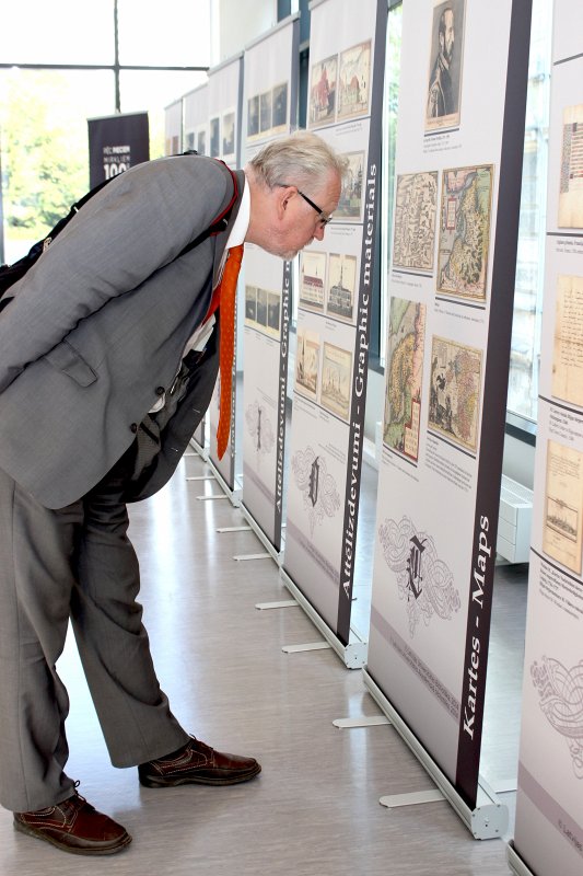 Izstādes «Pēc 5 mirkļiem 100 gadi: Bibliotēku dārgumi» atklāšana Latvijas Universitātes bibliotēkā. null