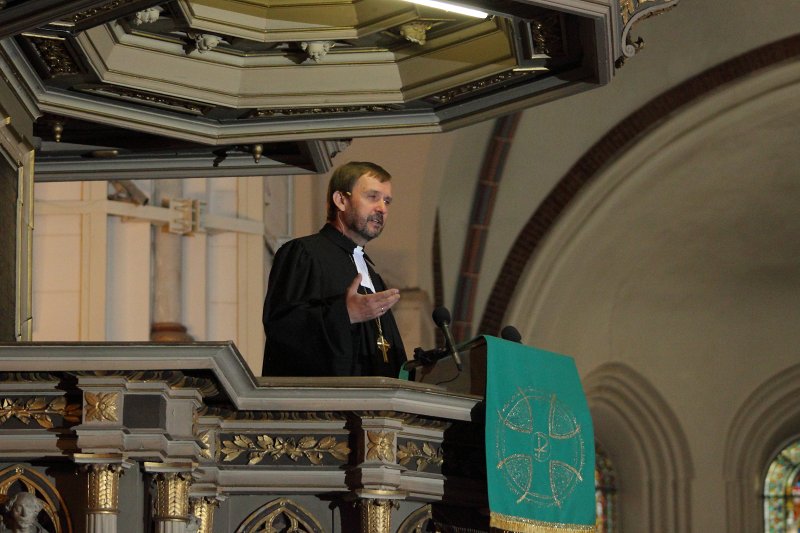 Latvijas Universitātes 95. gadadienai veltīts dievkalpojums Doma baznīcā. Latvijas Evaņģēliski luteriskās baznīcas arhibīskaps Jānis Vanags.