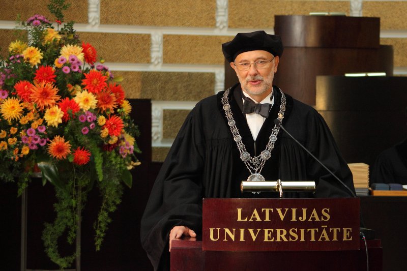 Latvijas Universitātes 95. gadadienai veltīta LU Senāta svinīgā sēde. Latvijas Universitātes rektora prof. Mārča Auziņa uzruna.