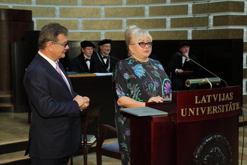 Latvijas Universitātes 95. gadadienai veltīta LU Senāta svinīgā sēde. LU Goda biedri, 
mecenāti Boriss un Ināra Teterevi.