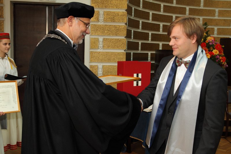 Latvijas Universitātes 95. gadadienai veltīta LU Senāta svinīgā sēde. LU doktoru promocijas ceremonija. null