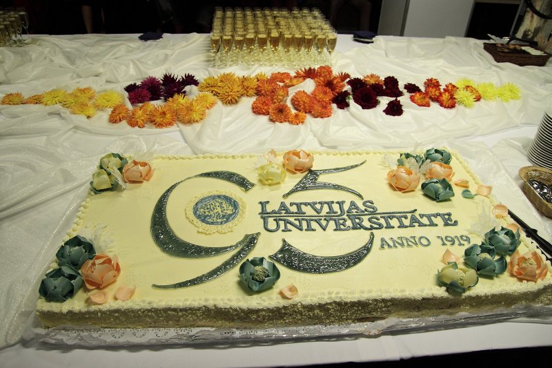 Latvijas Universitātes 95. gadadienai veltīta Akadēmiskā balle. null
