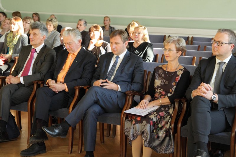 Latvijas Universitātes  Medicīnas fakultātes (LU MF) Dekāna balvas pasniegšanas ceremonija. null