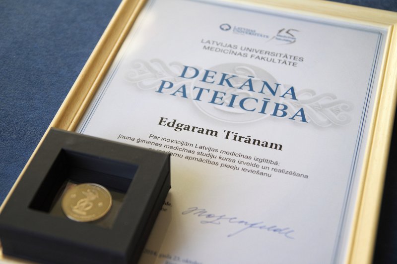 Latvijas Universitātes  Medicīnas fakultātes (LU MF) Dekāna balvas pasniegšanas ceremonija. null