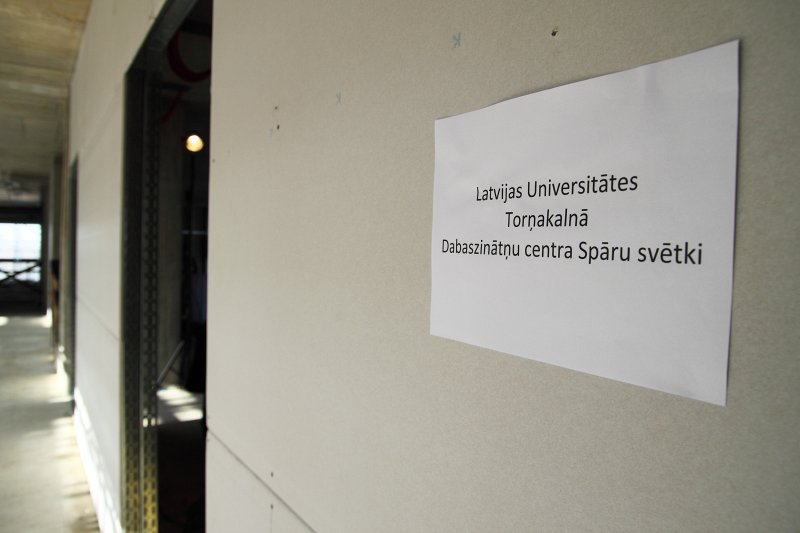 Latvijas Universitātes Akadēmiskā centra Torņakalnā ietvaros topošā Dabaszinātņu centra Spāru svētki. null