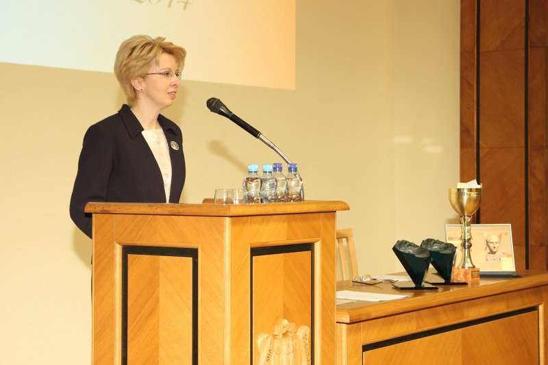 Cicerona balvas pasniegšanas ceremonija Latvijas Zinātņu akadēmijā. LR Saeimas priekšsēdētāja Ināra Mūrniece.