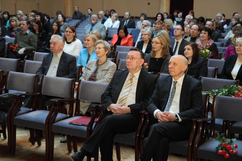 Latvijas Universitātes darbinieku sapulce, Latvijas Universitātes Gada balvas 2014 pasniegšana. null