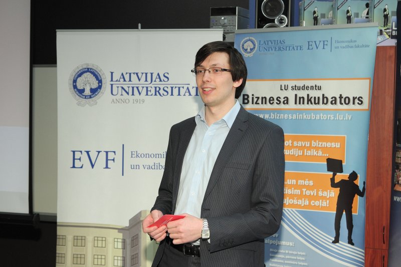 Iniciatīvas «Studenta uzņēmēja gēns» atklāšana, kas tapusi sadarbojoties 
Latvijas Universitātes Ekonomikas un vadības fakultātes Biznesa inkubatoram ar LU Biznesa ideju fondu. LU EVF Biznesa inkubatora vadītājs Mikus Losāns.