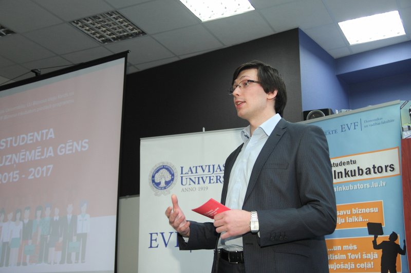 Iniciatīvas «Studenta uzņēmēja gēns» atklāšana, kas tapusi sadarbojoties 
Latvijas Universitātes Ekonomikas un vadības fakultātes Biznesa inkubatoram ar LU Biznesa ideju fondu. LU EVF Biznesa inkubatora vadītājs Mikus Losāns.
