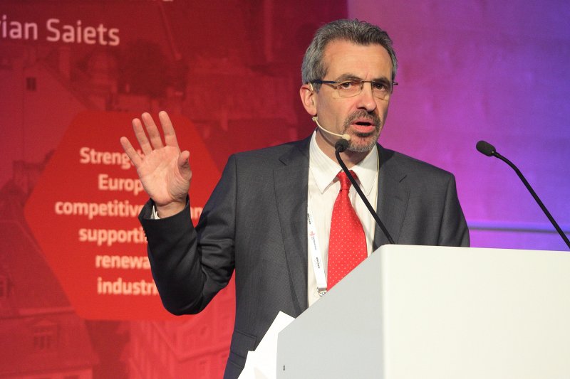 Starptautiskā konference «EuroNanoForum 2015». Eric Peeters, Vice President, Dow Corning Corporation.