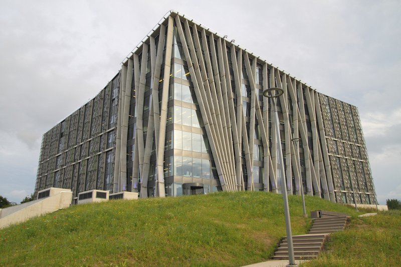 Jaunuzceltā Latvijas Universitātes Dabaszinātņu akadēmiskā centra Torņakalnā svinīgā nodošana LU darbiniekiem. null