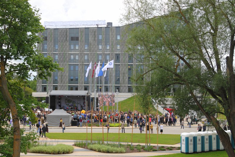 Jaunuzceltā Latvijas Universitātes Dabaszinātņu akadēmiskā centra Torņakalnā atklāšana. null
