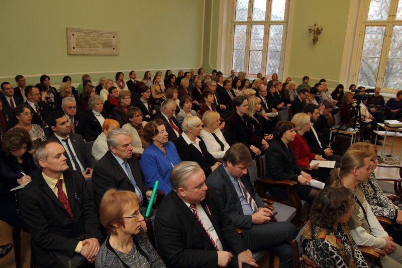 Sanāksme un koncerts par godu Latvijas Republikas proklamēšanas gadadienai. null