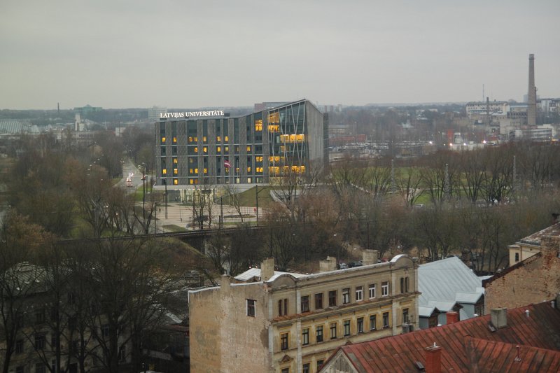 Latvijas Universitātes Dabaszinātņu akadēmiskā centra ēka Torņakalnā. null